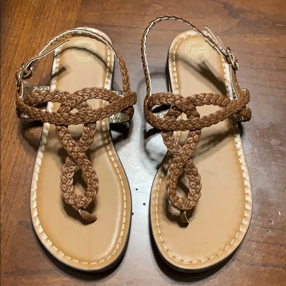 wonder nation Other - 3/$20.   Criss-Cross Braided Sandal size 1 little girl